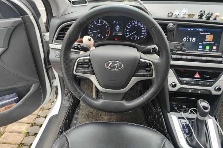 Used Hyundai Elantra (6th Generation / Lingdong) 2018 1.6L Automatic 15th Anniversary Special Edition Steering Wheel