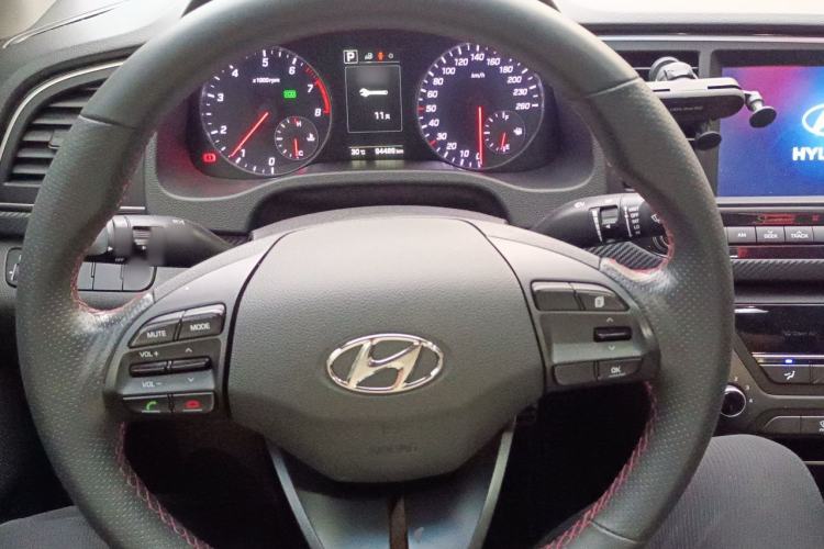 Used Hyundai Elantra (6th Generation / Lingdong) 2018 1.4T Dual-Clutch Xuan Dong · Dynamic Edition Steering Wheel