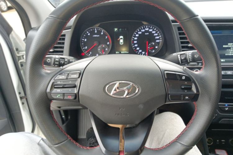 Used Hyundai Elantra (6th Generation / Lingdong) 2018 1.4T Dual-Clutch Xuan Dong · Dynamic Edition Steering Wheel