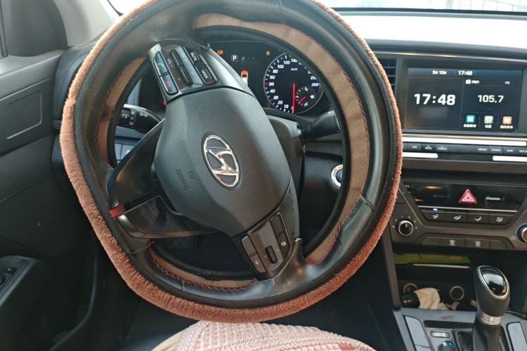 Used Hyundai Elantra (6th Generation / Lingdong) 2018 1.4T Dual-Clutch Xuan Dong · Dynamic Edition Steering Wheel