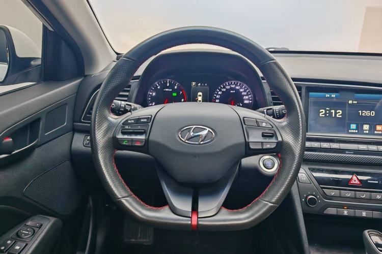 Used Hyundai Elantra (6th Generation / Lingdong) 2018 1.4T Dual-Clutch Xuan Dong · Dynamic Edition Steering Wheel