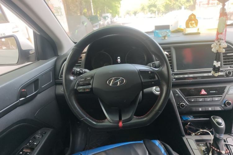 Used Hyundai Elantra (6th Generation / Lingdong) 2018 1.4T Dual-Clutch Xuan Dong · Dynamic Edition Steering Wheel