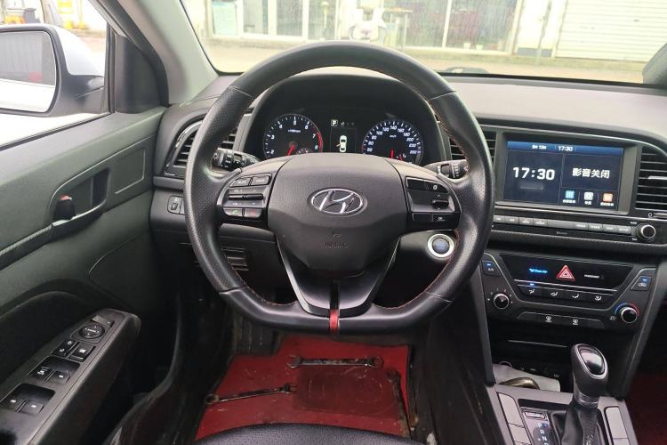 Used Hyundai Elantra (6th Generation / Lingdong) 2018 1.4T Dual-Clutch Xuan Dong · Dynamic Edition Steering Wheel