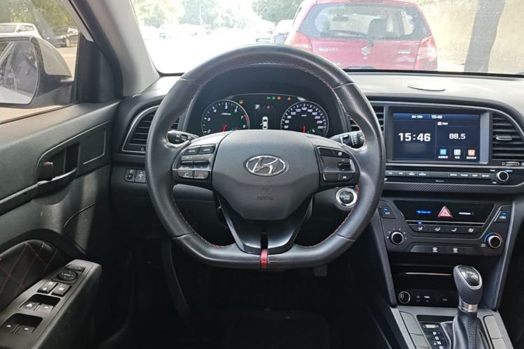 Used Hyundai Elantra (6th Generation / Lingdong) 2018 1.4T Dual-Clutch Xuan Dong · Dynamic Edition Steering Wheel