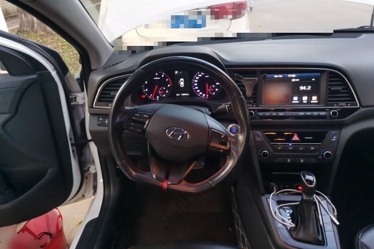 Used Hyundai Elantra (6th Generation / Lingdong) 2018 1.4T Dual-Clutch Xuan Dong · Dynamic Edition Steering Wheel