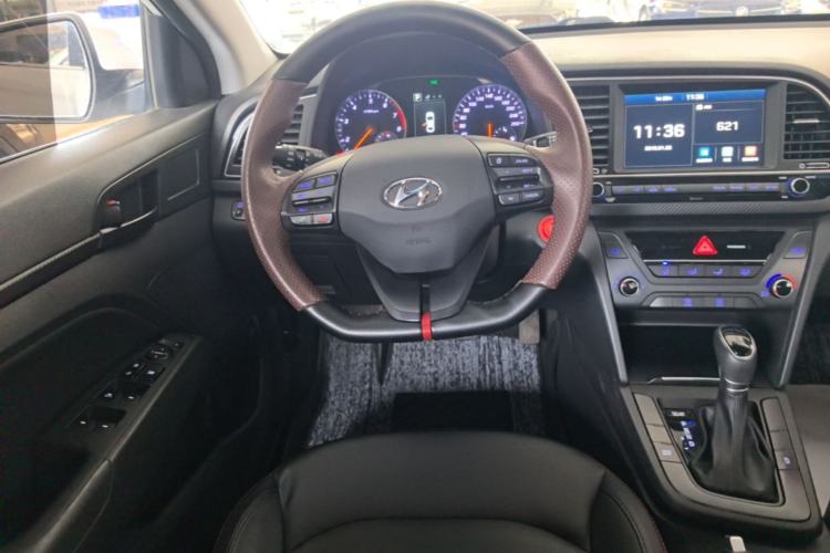 Used Hyundai Elantra (6th Generation / Lingdong) 2018 1.4T Dual-Clutch Xuan Dong · Dynamic Edition Steering Wheel