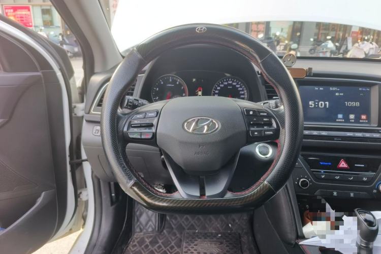 Used Hyundai Elantra (6th Generation / Lingdong) 2018 1.4T Dual-Clutch Xuan Dong · Dynamic Edition Steering Wheel