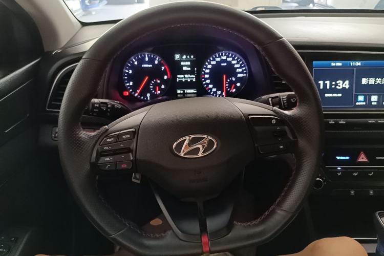 Used Hyundai Elantra (6th Generation / Lingdong) 2018 1.4T Dual-Clutch Xuan Dong · Dynamic Edition Steering Wheel