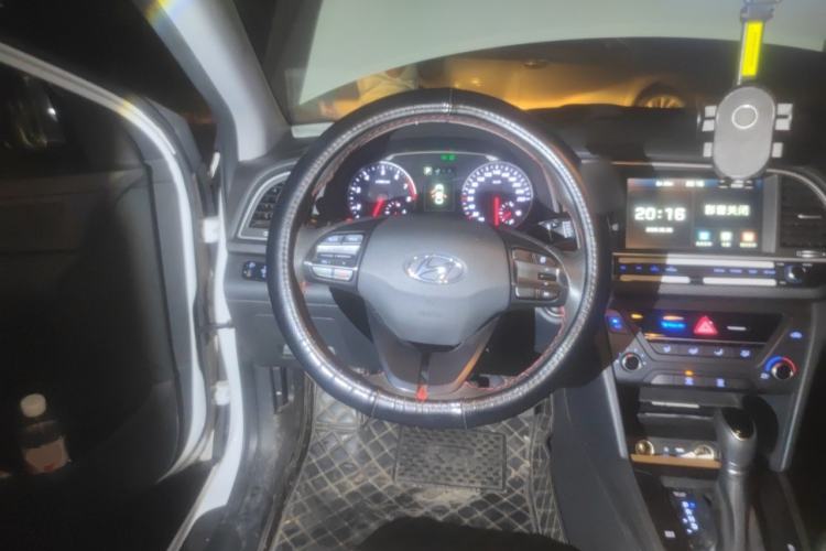 Used Hyundai Elantra (6th Generation / Lingdong) 2018 1.4T Dual-Clutch Xuan Dong · Dynamic Edition Steering Wheel