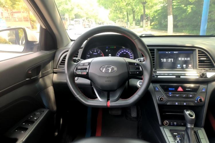 Used Hyundai Elantra (6th Generation / Lingdong) 2018 1.4T Dual-Clutch Xuan Dong · Dynamic Edition Steering Wheel