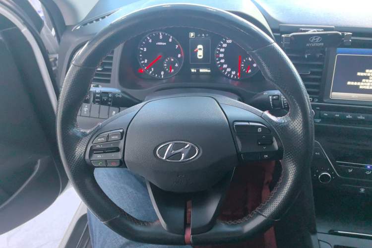 Used Hyundai Elantra (6th Generation / Lingdong) 2018 1.4T Dual-Clutch Xuan Dong · Dynamic Edition Steering Wheel