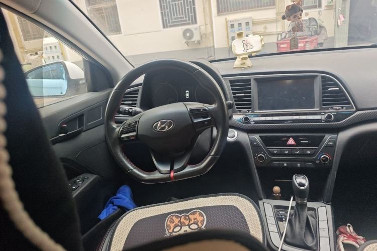 Used Hyundai Elantra (6th Generation / Lingdong) 2018 1.4T Dual-Clutch Xuan Dong · Dynamic Edition Steering Wheel