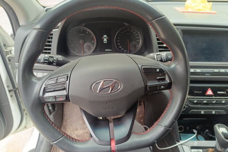 Used Hyundai Elantra (6th Generation / Lingdong) 2018 1.4T Dual-Clutch Xuan Dong · Dynamic Edition Steering Wheel