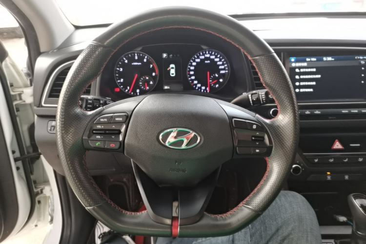Used Hyundai Elantra (6th Generation / Lingdong) 2018 1.4T Dual-Clutch Xuan Dong · Dynamic Edition Steering Wheel