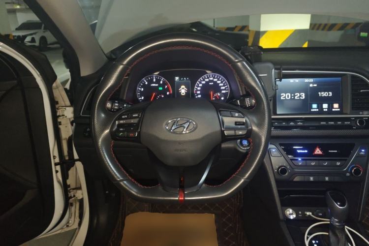Used Hyundai Elantra (6th Generation / Lingdong) 2018 1.4T Dual-Clutch Xuan Dong · Dynamic Edition Steering Wheel