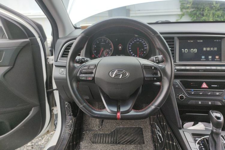 Used Hyundai Elantra (6th Generation / Lingdong) 2018 1.4T Dual-Clutch Xuan Dong · Dynamic Edition Steering Wheel