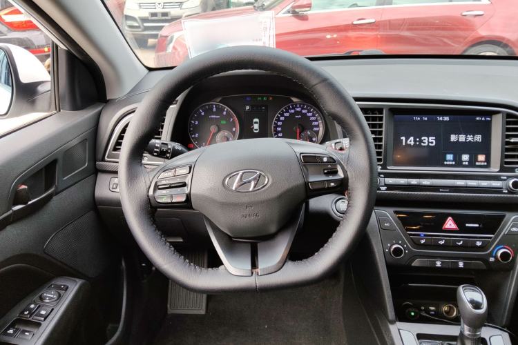 Used Hyundai Elantra (6th Generation / Lingdong) 2018 1.4T Dual-Clutch Xuan Dong · Dynamic Edition Steering Wheel