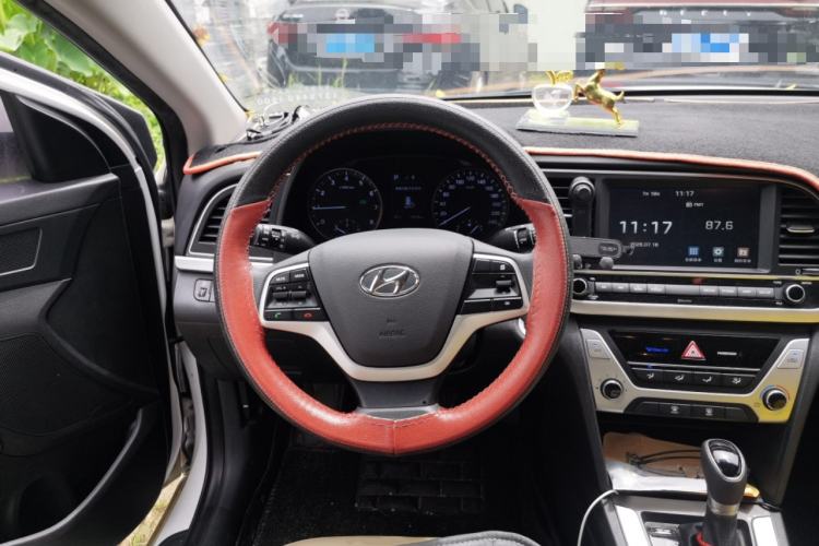 Used Hyundai Elantra (6th Generation / Lingdong) 2018 1.6L Automatic 15th Anniversary Special Edition Steering Wheel