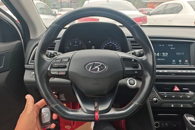 Used Hyundai Elantra (6th Generation / Lingdong) 2018 1.4T Dual-Clutch Xuan Dong · Dynamic Edition Steering Wheel