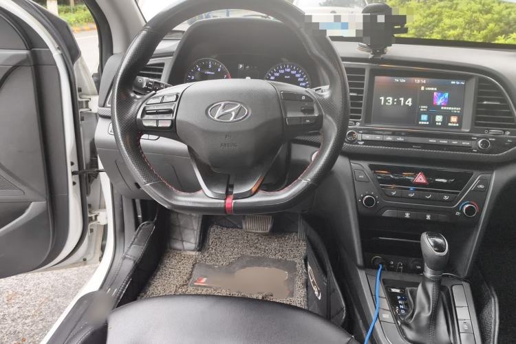 Used Hyundai Elantra (6th Generation / Lingdong) 2018 1.4T Dual-Clutch Xuan Dong · Dynamic Edition Steering Wheel