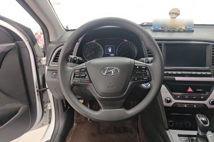 Used Hyundai Elantra (6th Generation / Lingdong) 2018 1.6L Automatic 15th Anniversary Special Edition Steering Wheel