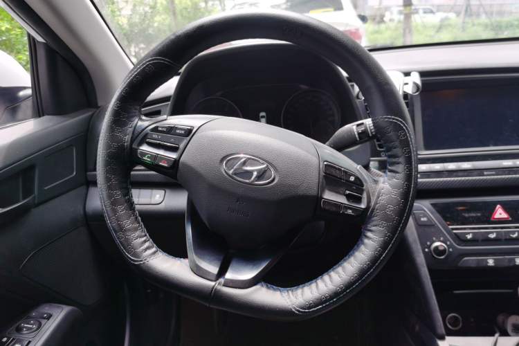Used Hyundai Elantra (6th Generation / Lingdong) 2018 1.4T Dual-Clutch Xuan Dong · Dynamic Edition Steering Wheel