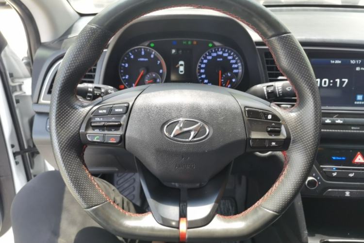 Used Hyundai Elantra (6th Generation / Lingdong) 2018 1.4T Dual-Clutch Xuan Dong · Dynamic Edition Steering Wheel
