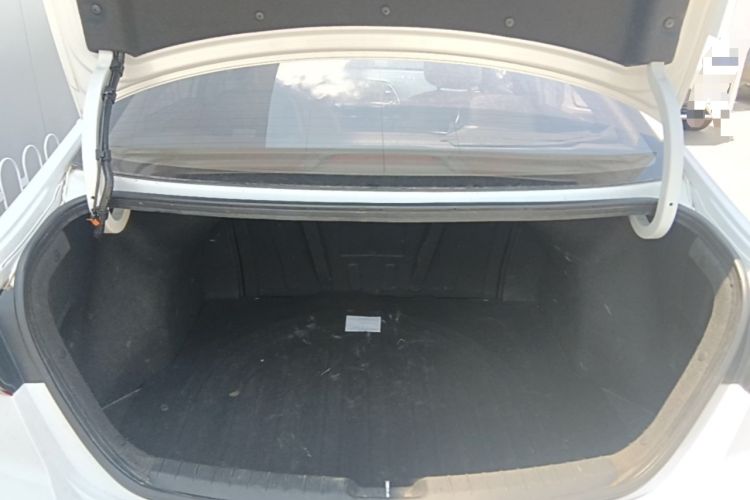 Used Hyundai Elantra (6th Generation / Lingdong) 2018 1.4T Dual-Clutch Xuan Dong · Dynamic Edition Trunk