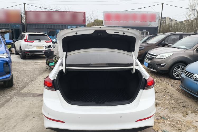 Used Hyundai Elantra (6th Generation / Lingdong) 2018 1.6L Automatic 15th Anniversary Special Edition Trunk