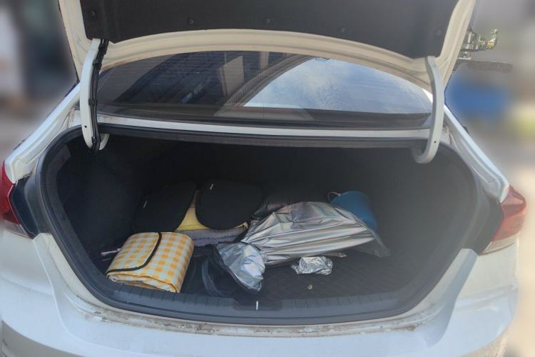 Used Hyundai Elantra (6th Generation / Lingdong) 2018 1.4T Dual-Clutch Xuan Dong · Dynamic Edition Trunk
