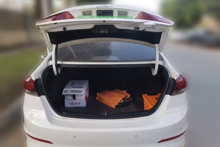 Used Hyundai Elantra (6th Generation / Lingdong) 2018 1.4T Dual-Clutch Xuan Dong · Dynamic Edition Trunk