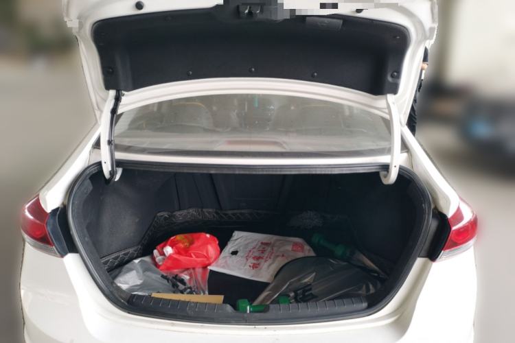 Used Hyundai Elantra (6th Generation / Lingdong) 2018 1.4T Dual-Clutch Xuan Dong · Dynamic Edition Trunk