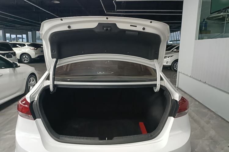 Used Hyundai Elantra (6th Generation / Lingdong) 2018 1.6L Automatic 15th Anniversary Special Edition Trunk