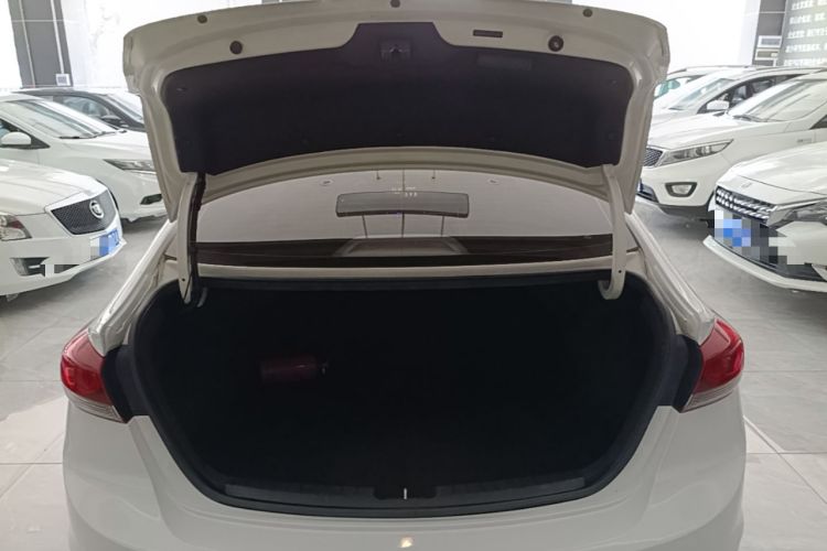 Used Hyundai Elantra (6th Generation / Lingdong) 2018 1.4T Dual-Clutch Xuan Dong · Dynamic Edition Trunk