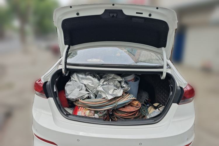 Used Hyundai Elantra (6th Generation / Lingdong) 2018 1.4T Dual-Clutch Xuan Dong · Dynamic Edition Trunk