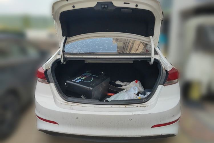Used Hyundai Elantra (6th Generation / Lingdong) 2018 1.6L Automatic 15th Anniversary Special Edition Trunk