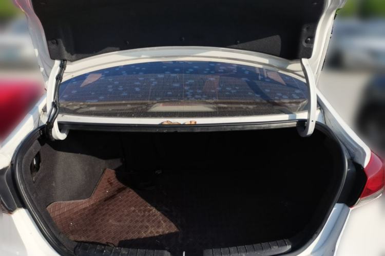 Used Hyundai Elantra (6th Generation / Lingdong) 2018 1.4T Dual-Clutch Xuan Dong · Dynamic Edition Trunk