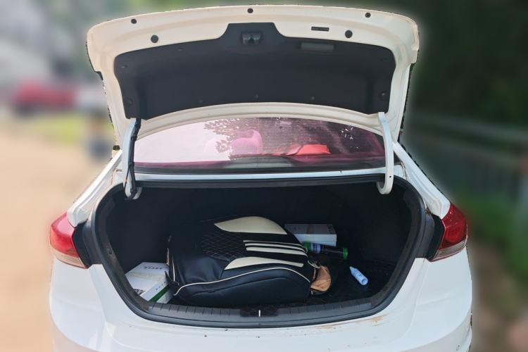 Used Hyundai Elantra (6th Generation / Lingdong) 2018 1.6L Automatic 15th Anniversary Special Edition Trunk