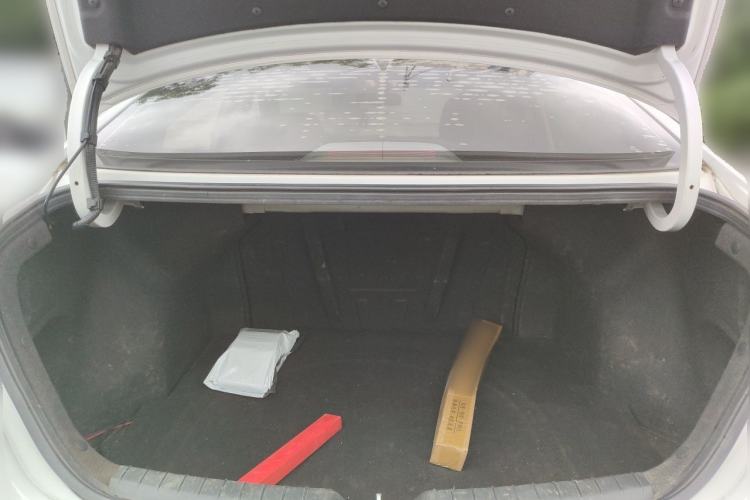 Used Hyundai Elantra (6th Generation / Lingdong) 2018 1.4T Dual-Clutch Xuan Dong · Dynamic Edition Trunk