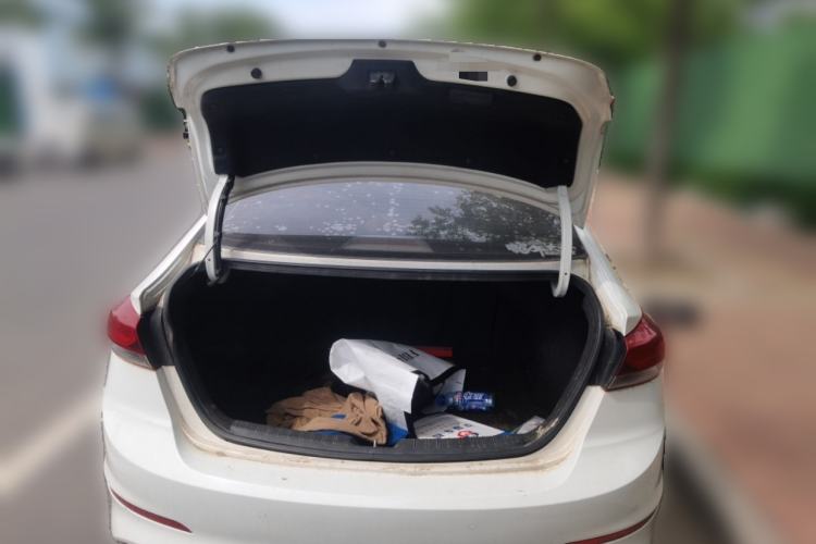 Used Hyundai Elantra (6th Generation / Lingdong) 2018 1.6L Automatic 15th Anniversary Special Edition Trunk