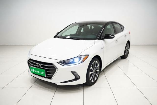 Hyundai Elantra (6th Generation / Lingdong) 2018 1.4T Dual-Clutch Xuan Dong · Dynamic Edition usado