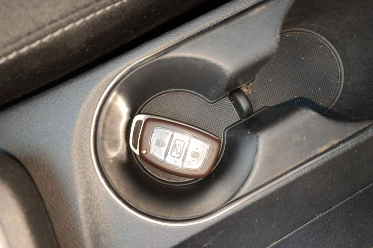 Used Hyundai Elantra (6th Generation / Lingdong) 2018 1.6L Automatic 15th Anniversary Special Edition Vehicle Key