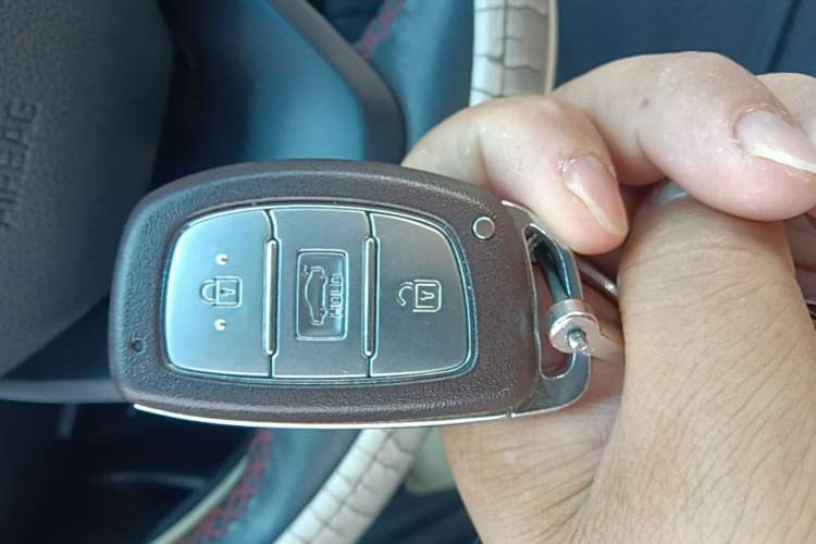 Used Hyundai Elantra (6th Generation / Lingdong) 2018 1.4T Dual-Clutch Xuan Dong · Dynamic Edition Vehicle Key