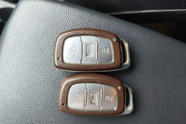 Used Hyundai Elantra (6th Generation / Lingdong) 2018 1.4T Dual-Clutch Xuan Dong · Dynamic Edition Vehicle Key