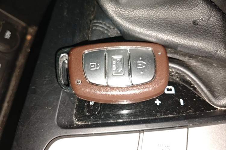 Used Hyundai Elantra (6th Generation / Lingdong) 2018 1.6L Automatic 15th Anniversary Special Edition Vehicle Key