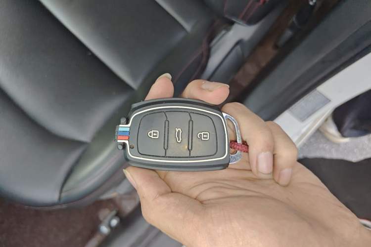 Used Hyundai Elantra (6th Generation / Lingdong) 2018 1.6L Automatic 15th Anniversary Special Edition Vehicle Key