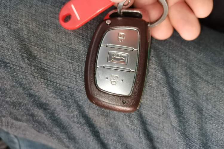 Used Hyundai Elantra (6th Generation / Lingdong) 2018 1.4T Dual-Clutch Xuan Dong · Dynamic Edition Vehicle Key