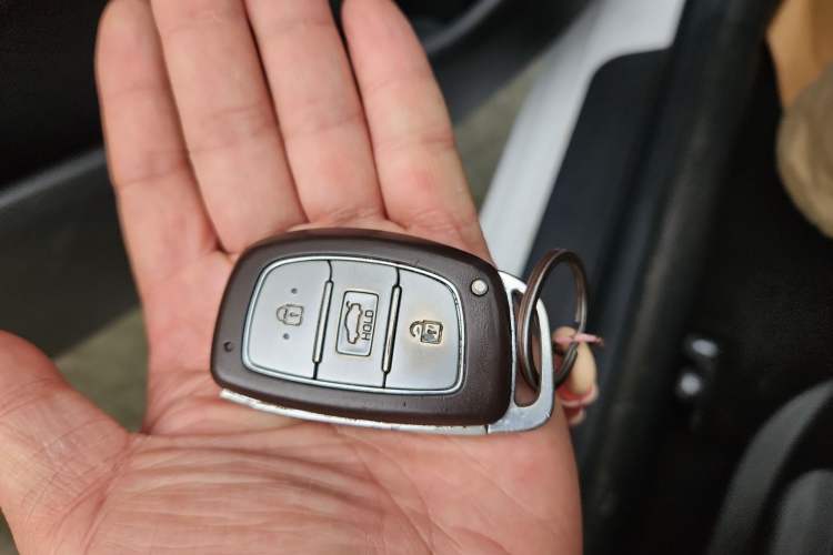 Used Hyundai Elantra (6th Generation / Lingdong) 2018 1.4T Dual-Clutch Xuan Dong · Dynamic Edition Vehicle Key