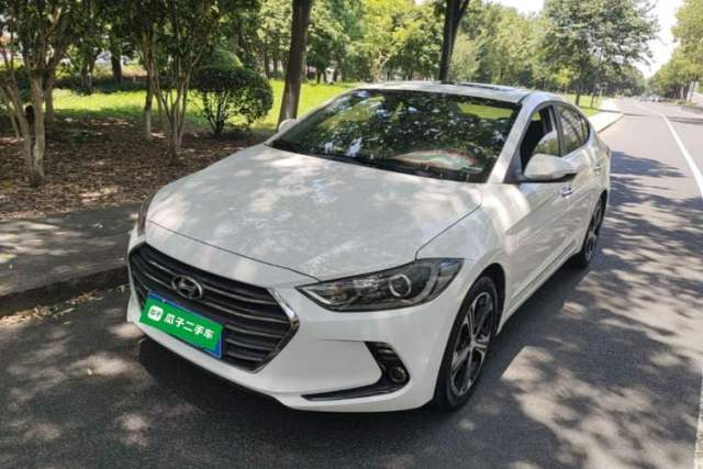 Ojetý Hyundai Elantra (6th Generation / Lingdong) 2018 1.4T Dual-Clutch Xuan Dong · Dynamic Edition