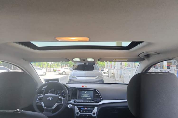 Used Hyundai Elantra (6th Generation / Lingdong) 2018 1.6L Automatic 15th Anniversary Special Edition Headliner
